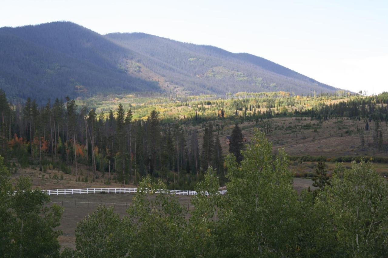 Hideaway Mountain Lodge Fraser Exterior photo